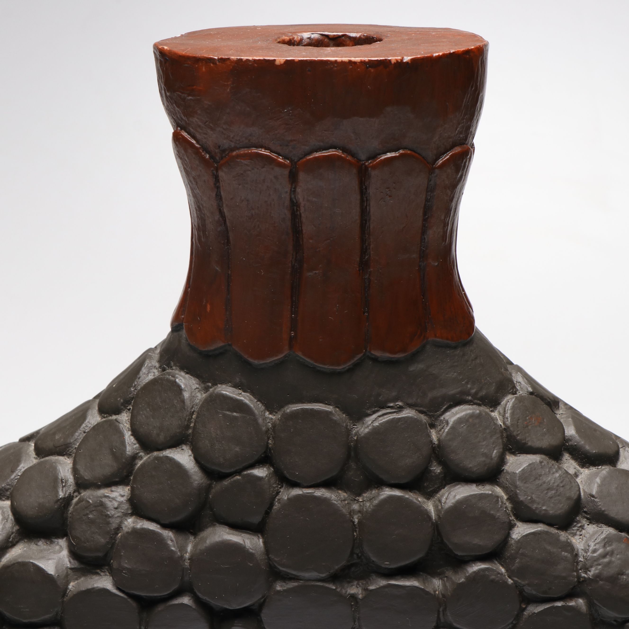 Home Outfitters Honeycomb Vase