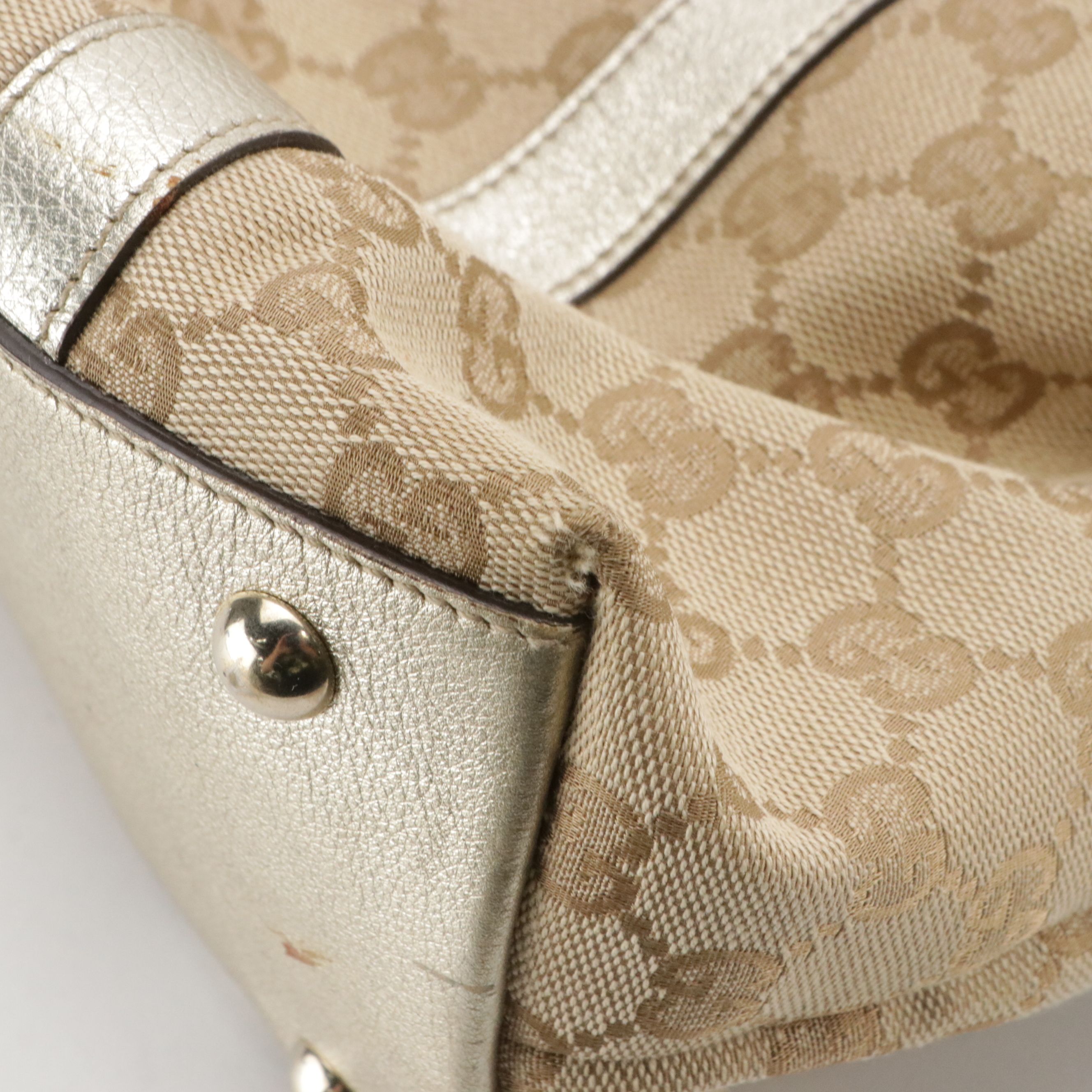 Gucci Abbey Tote in GG Supreme Canvas and Metallic Leather