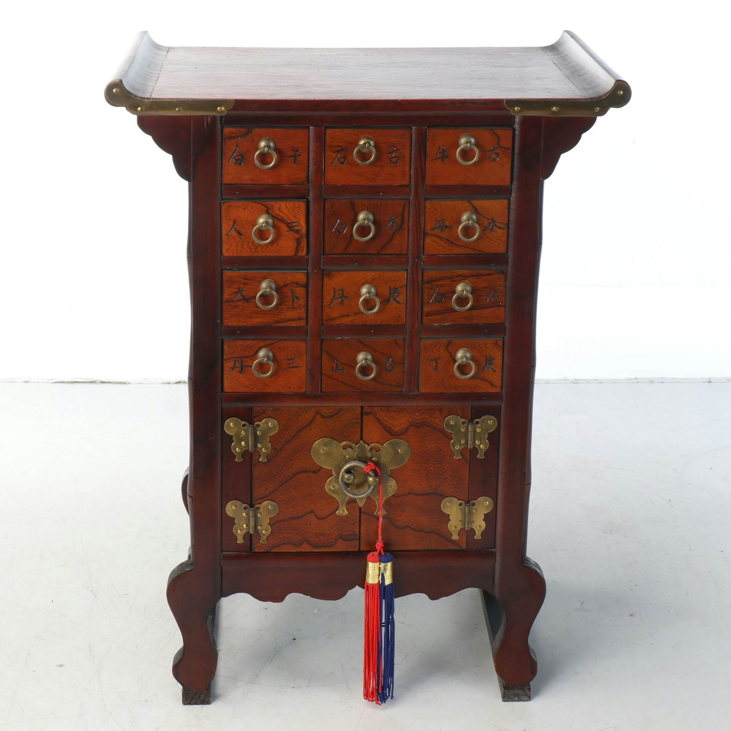 Korean Yakjang Medicine or Apothecary Chest, Late 20th Century