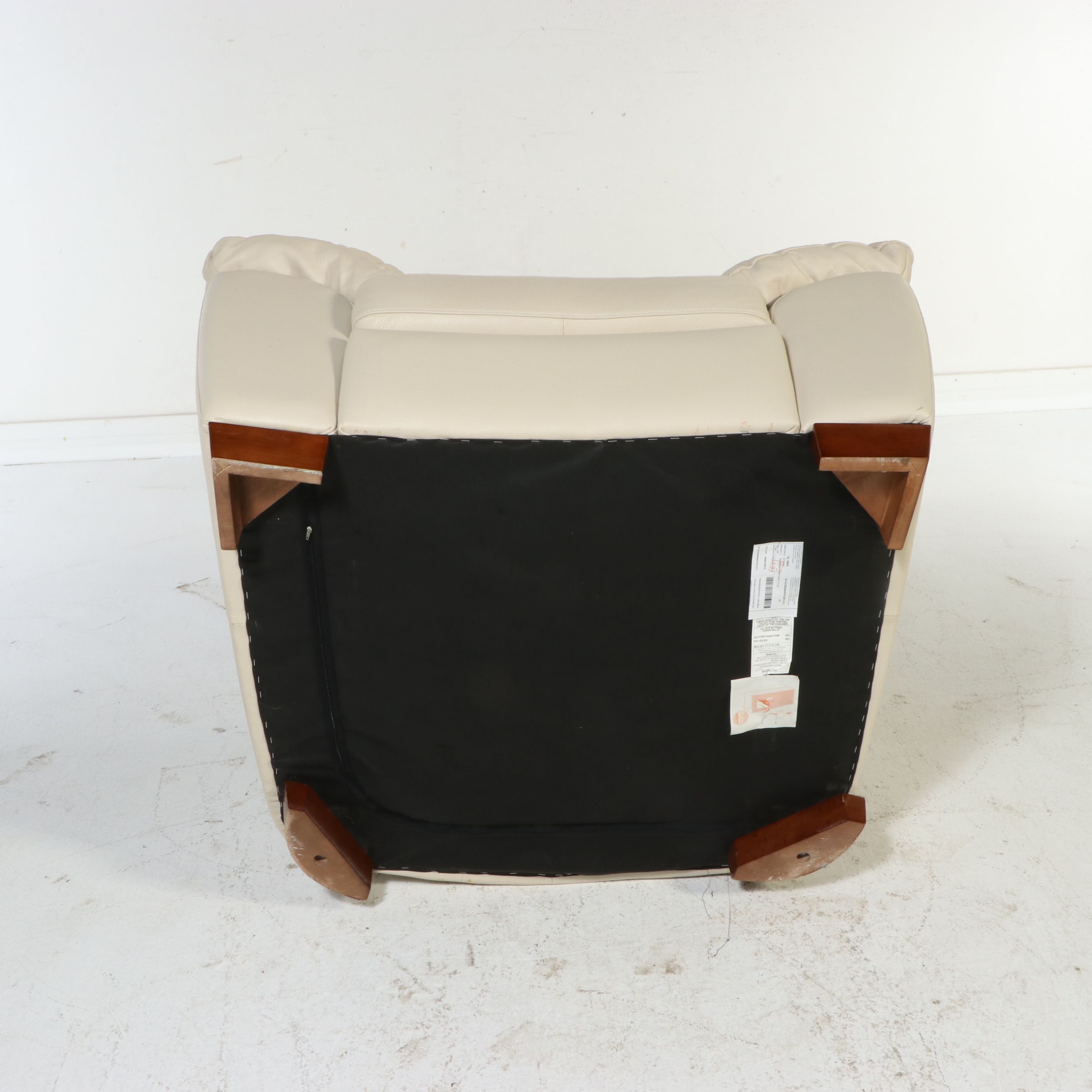 Pair of Natuzzi Editions Cream Top-Grain Leather Armchairs with Accent Pillows