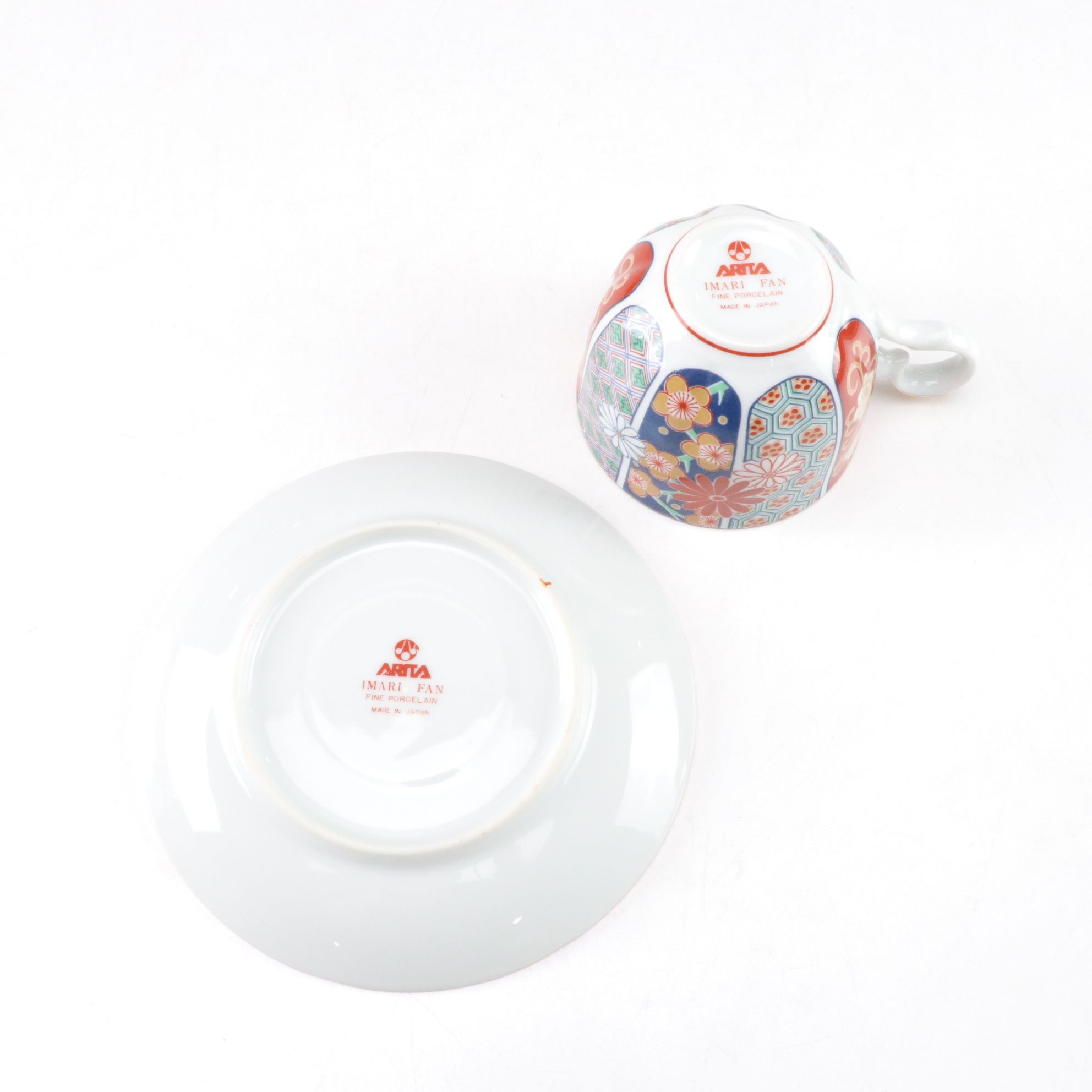 Arita Imari Fan Scalloped Edge Porcelain Dinnerware Set